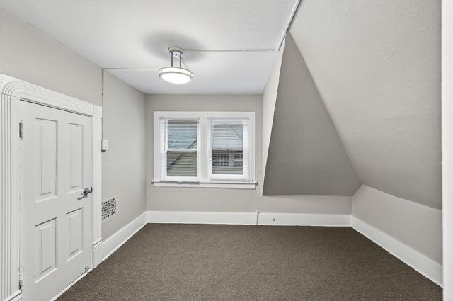 812 7th Street SE, Minneapolis, MN 55414