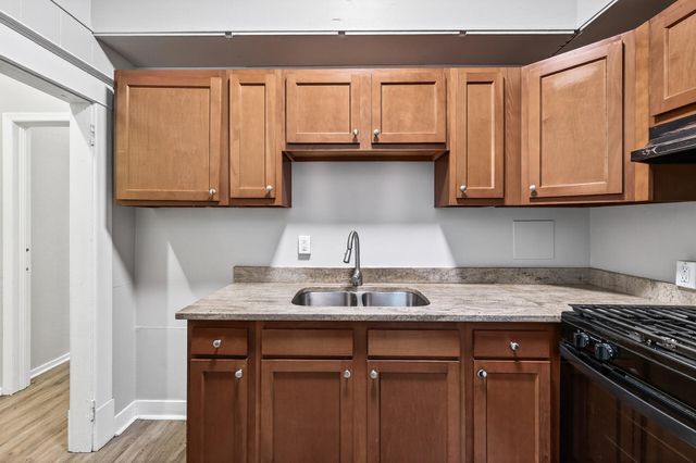 812 7th Street SE, Minneapolis, MN 55414