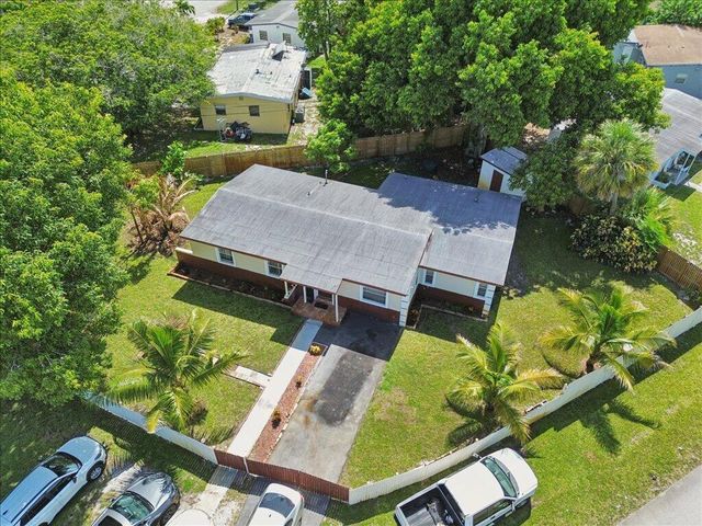 1313 NW 13TH Court, Fort Lauderdale, FL 33311
