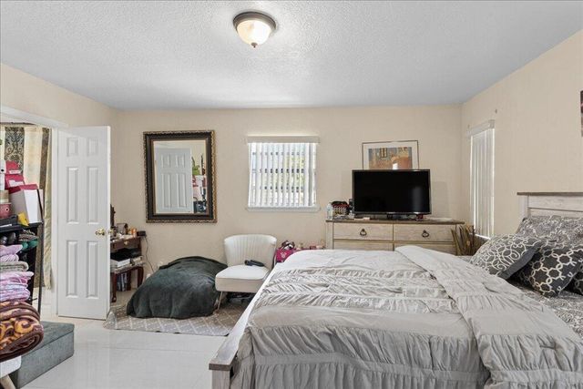 1313 NW 13TH Court, Fort Lauderdale, FL 33311