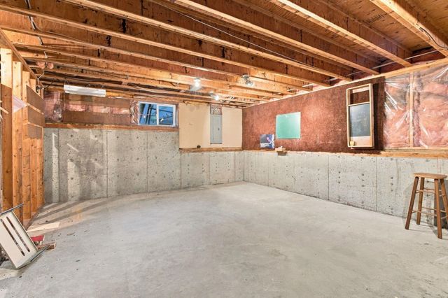 8422 N General Grant Way, Spokane, WA 99208