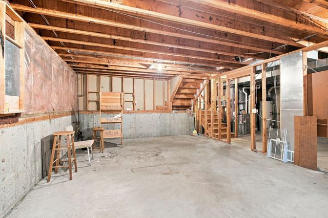 8422 N General Grant Way, Spokane, WA 99208