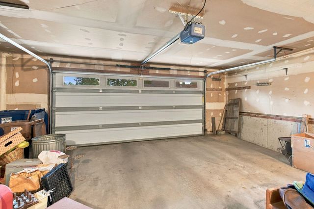 8422 N General Grant Way, Spokane, WA 99208