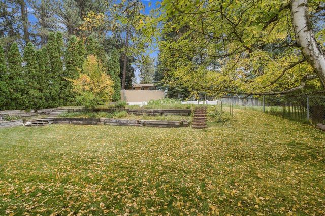 8422 N General Grant Way, Spokane, WA 99208