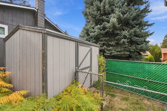 8422 N General Grant Way, Spokane, WA 99208