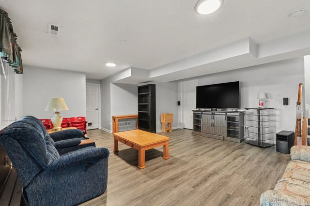 933 Hawkshead Lane, Erlanger, KY 41018