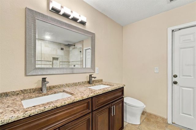 5822 BITTER ORANGE AVENUE, Tampa, FL 33625