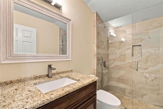 5822 BITTER ORANGE AVENUE, Tampa, FL 33625