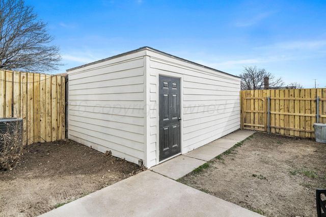 7015 Hurst Street, Amarillo, TX 79109