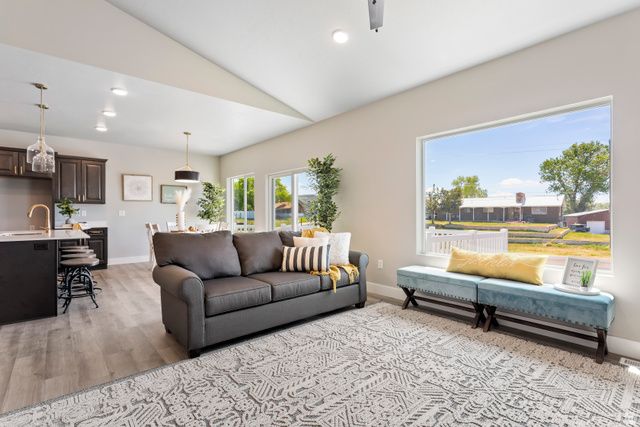 3287 S 4950 W, West Haven, UT 84401