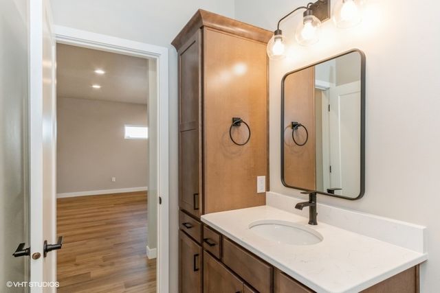 789 Clover Hill Drive, North Liberty, IA 52317