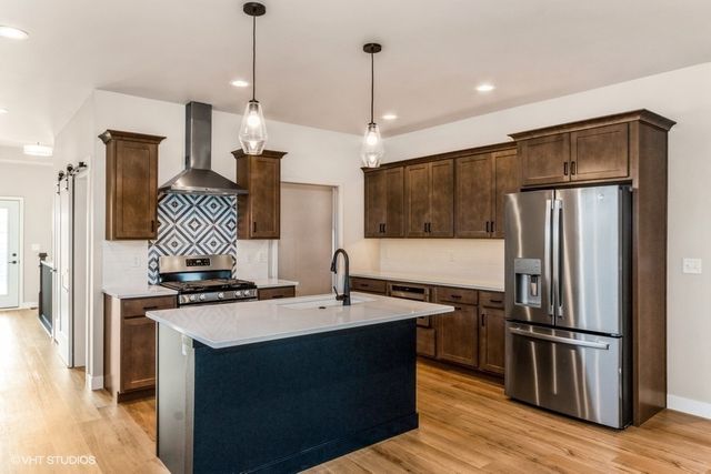 789 Clover Hill Drive, North Liberty, IA 52317