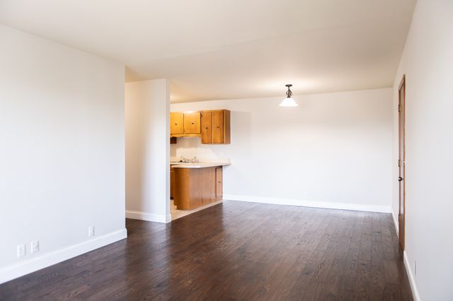 2530 Sharondale Dr Apt B7, Nashville, TN 37215