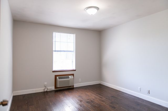 2530 Sharondale Dr Apt B7, Nashville, TN 37215
