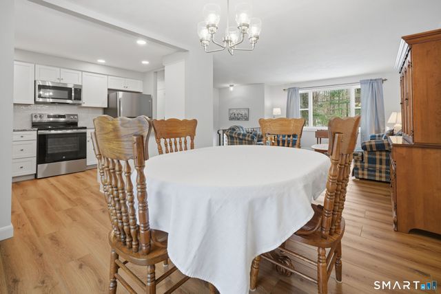 9 Wheelock Road, Ellington, CT 06029