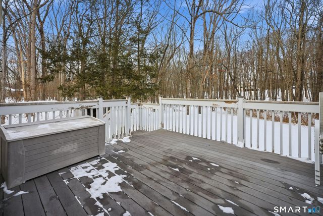 9 Wheelock Road, Ellington, CT 06029