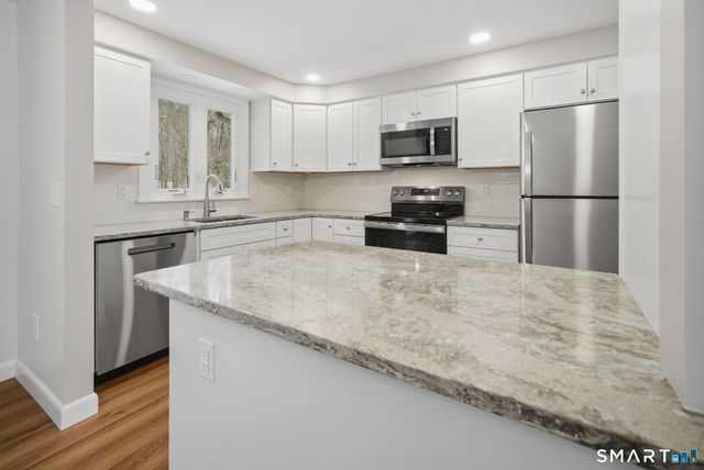 9 Wheelock Road, Ellington, CT 06029