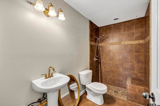 289 Private Road 7819, Hawkins, TX 75765