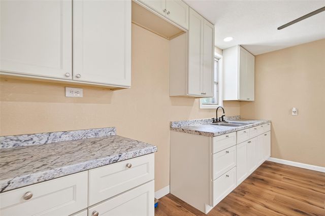 8421 Altimore Road, Needville, TX 77461