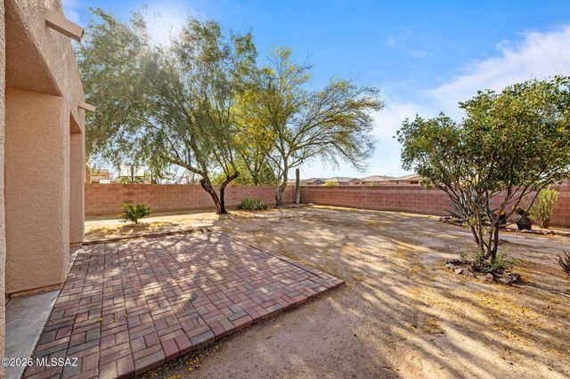 11856 W Fontenelle Drive, Marana, AZ 85653