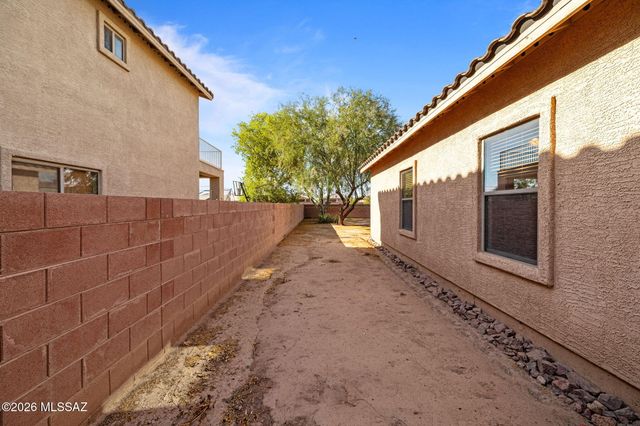 11856 W Fontenelle Drive, Marana, AZ 85653