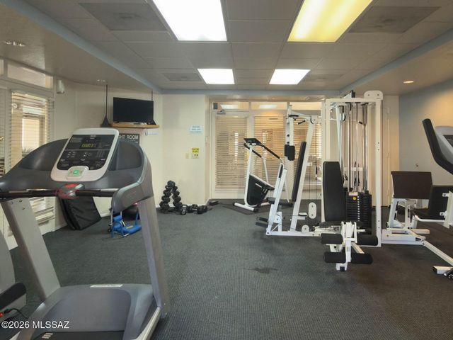 101 S Players Club Drive APT 1104, Tucson, AZ 85745