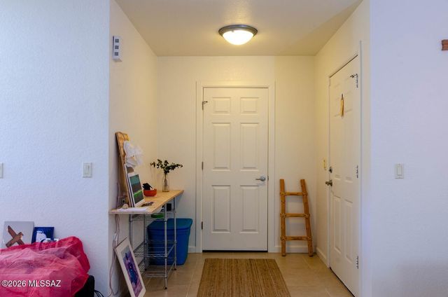 101 S Players Club Drive APT 1104, Tucson, AZ 85745