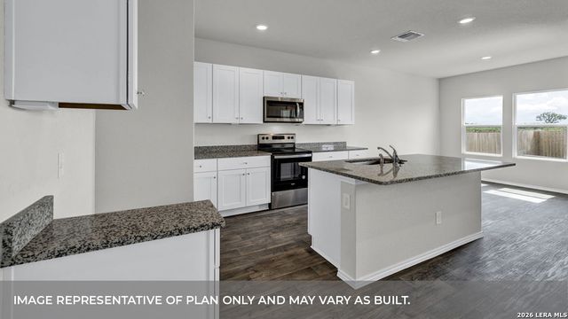 469 COTTONMOUTH LANE, Seguin, TX 78155