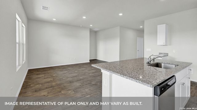 469 COTTONMOUTH LANE, Seguin, TX 78155