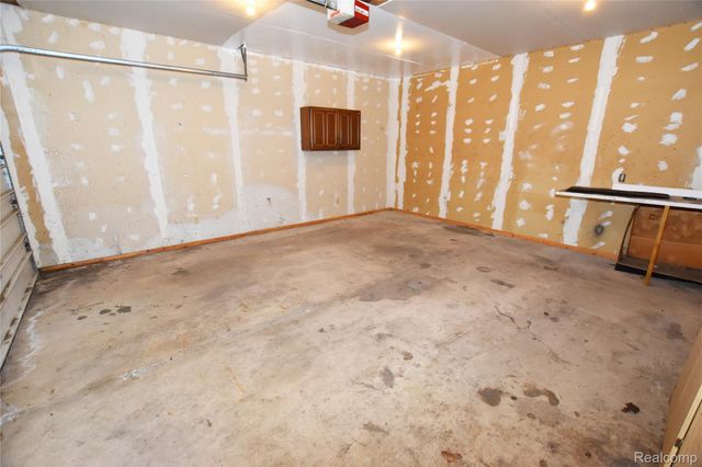 5825 Branch Road, Flint, MI 48506