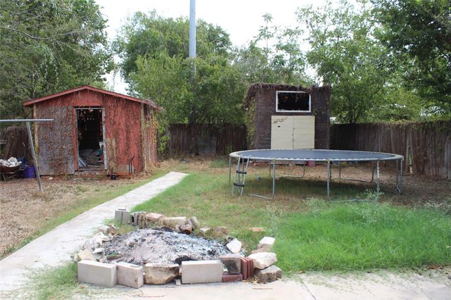 1113 Ebert Ave, Austin, TX 78721
