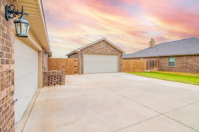 12503 Elgin Avenue, Lubbock, TX 79423