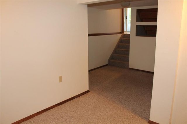 2902 MARCELLA Drive, Erie, PA 16506