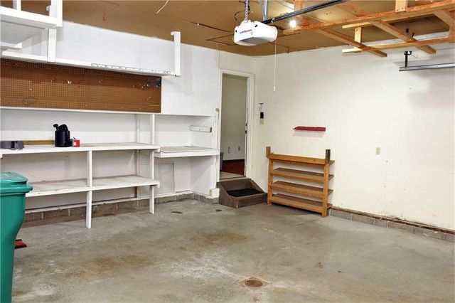 2902 MARCELLA Drive, Erie, PA 16506