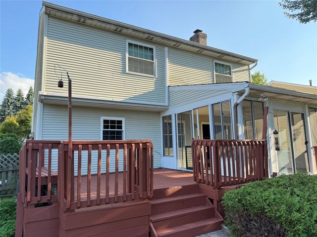 2902 MARCELLA Drive, Erie, PA 16506