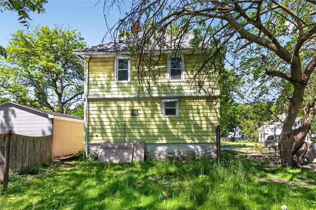 18 6th Street, Rochester, NY 14605
