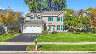 2482 Hedge Row Drive, Aurora, IL 60502