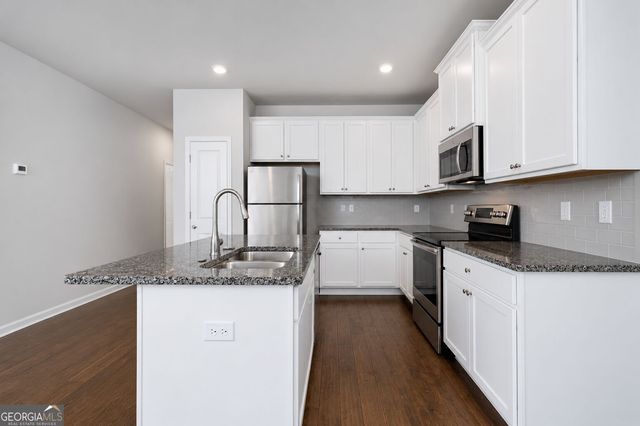 3370 Highbury Way, Lithonia, GA 30038