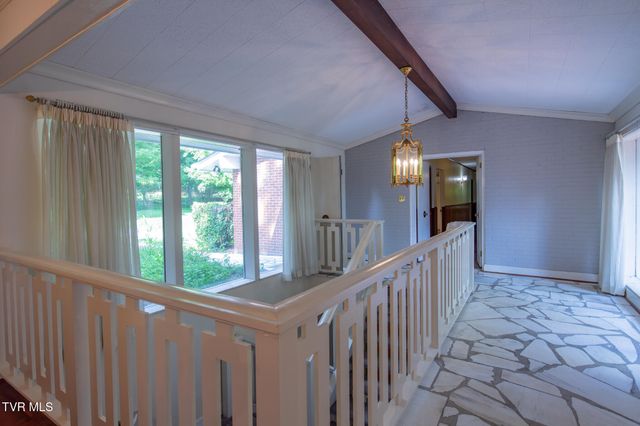 479 Holston Drive, Blountville, TN 37617