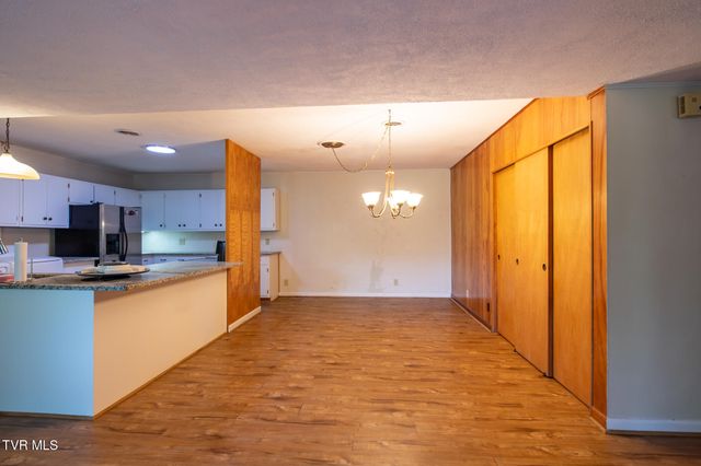 479 Holston Drive, Blountville, TN 37617