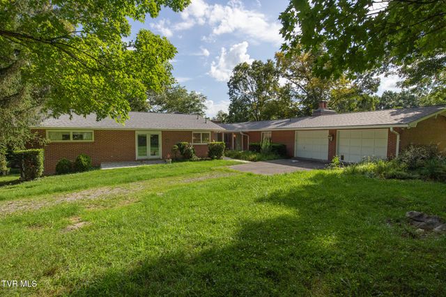 479 Holston Drive, Blountville, TN 37617