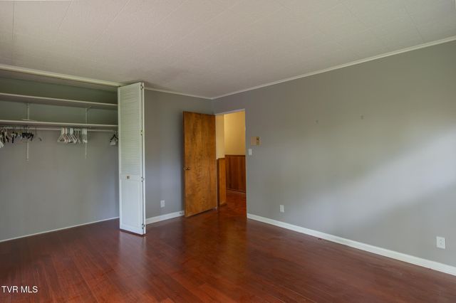 479 Holston Drive, Blountville, TN 37617