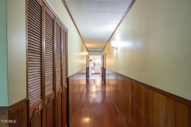 479 Holston Drive, Blountville, TN 37617