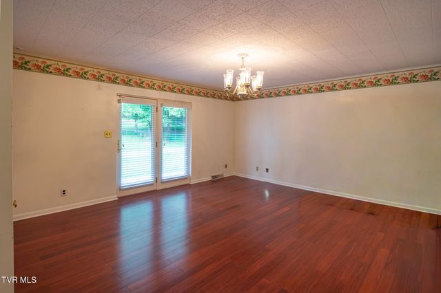 479 Holston Drive, Blountville, TN 37617