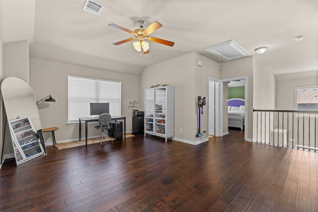 3305 Knoll Pines Road, Denton, TX 76208
