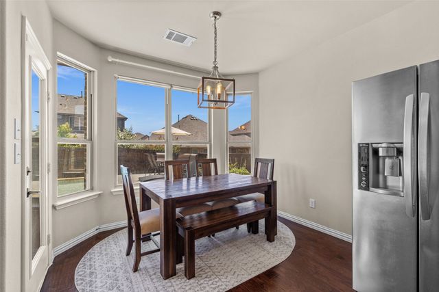 3305 Knoll Pines Road, Denton, TX 76208