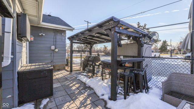 1206 Churchman Avenue, Beech Grove, IN 46107