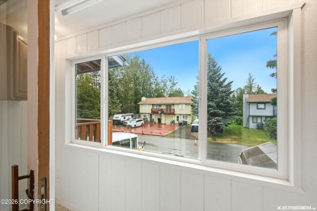 3516 W 43rd Avenue, Anchorage, AK 99517