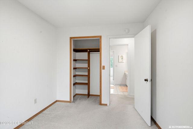 3516 W 43rd Avenue, Anchorage, AK 99517