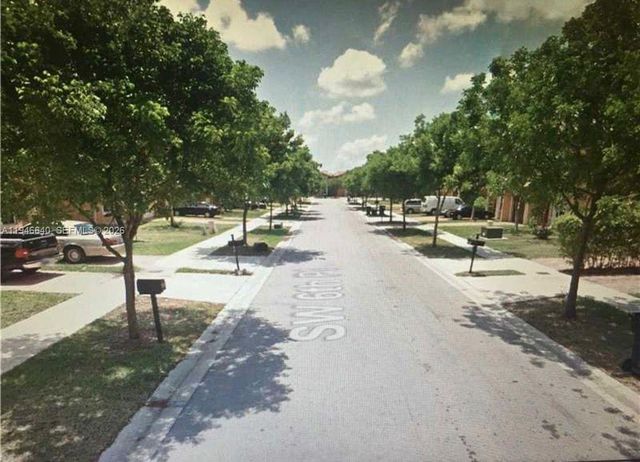 909 SW 6th Pl, Florida City, FL 33034